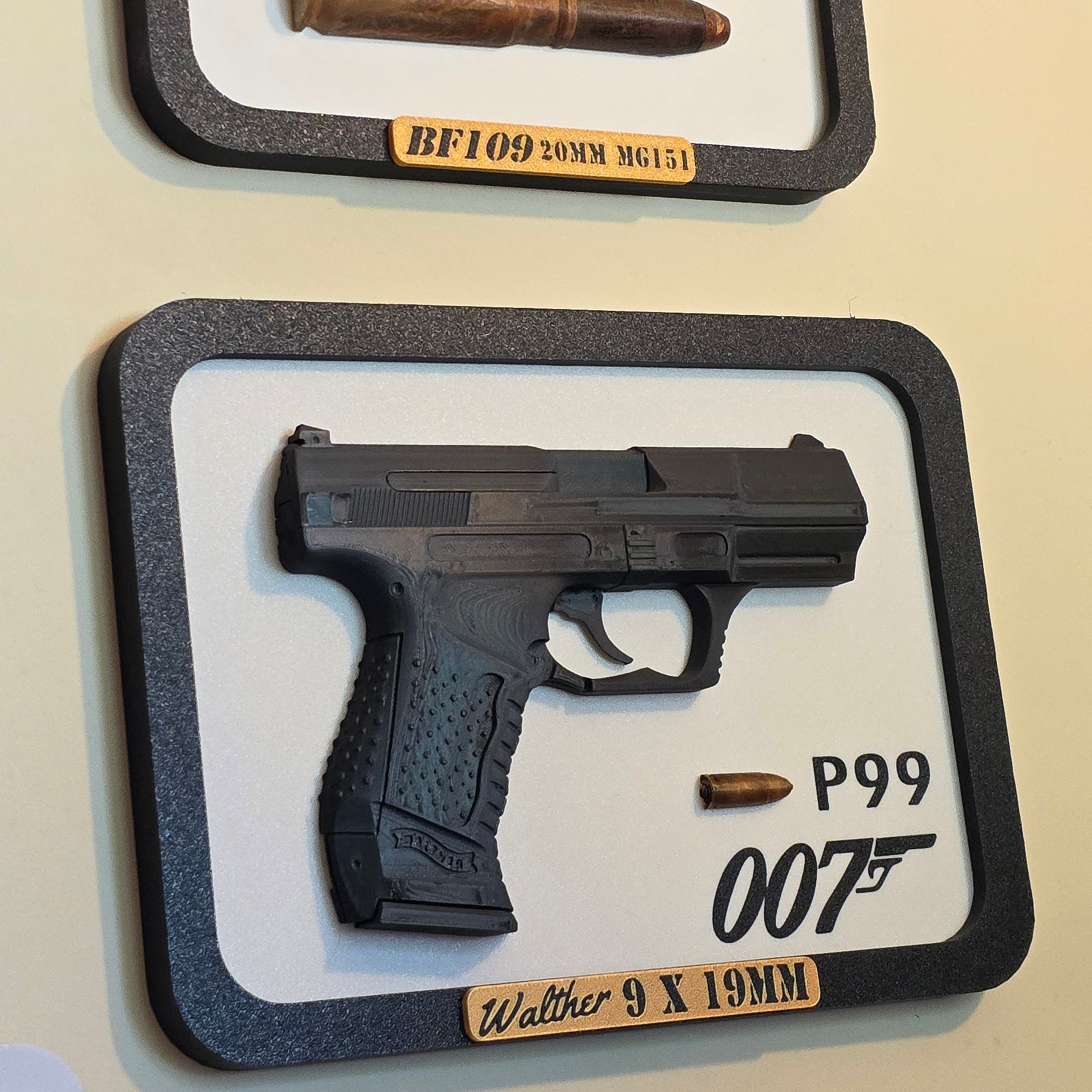Walther P99 Bullet Scale Size Brass Printed Bond Wall Art Desk Mount Detailed Decor 007 Collectable Film Movies James Tomorrow Never Dies Brosnan