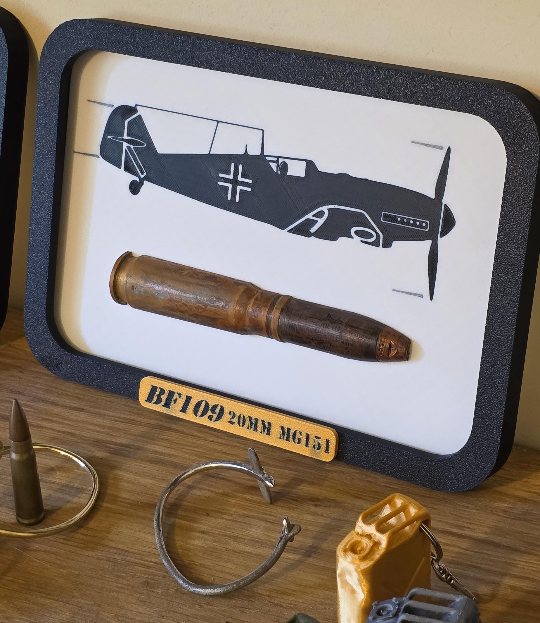 Framed BF109 20mm MG151 Round Messerschmitt made in UK Scale Inert 3d Printed Aircraft Gift Day WW2 RAF Ammo Model Full Aviation Me109
