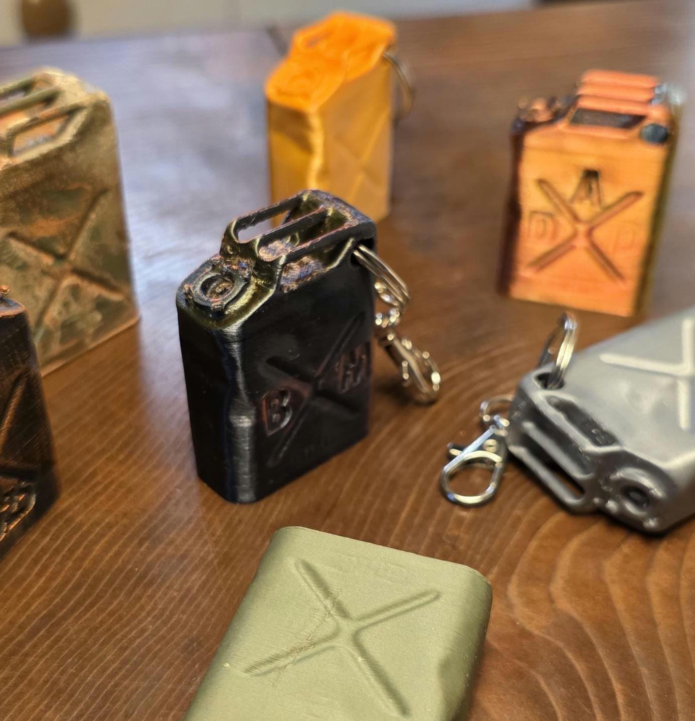Made in UK Vintage Jerry Can Boat Float Old Keyring 3d Printed Fuel Can Petrol Diesel WW2 Army Scale Model Mini Marine Floatie