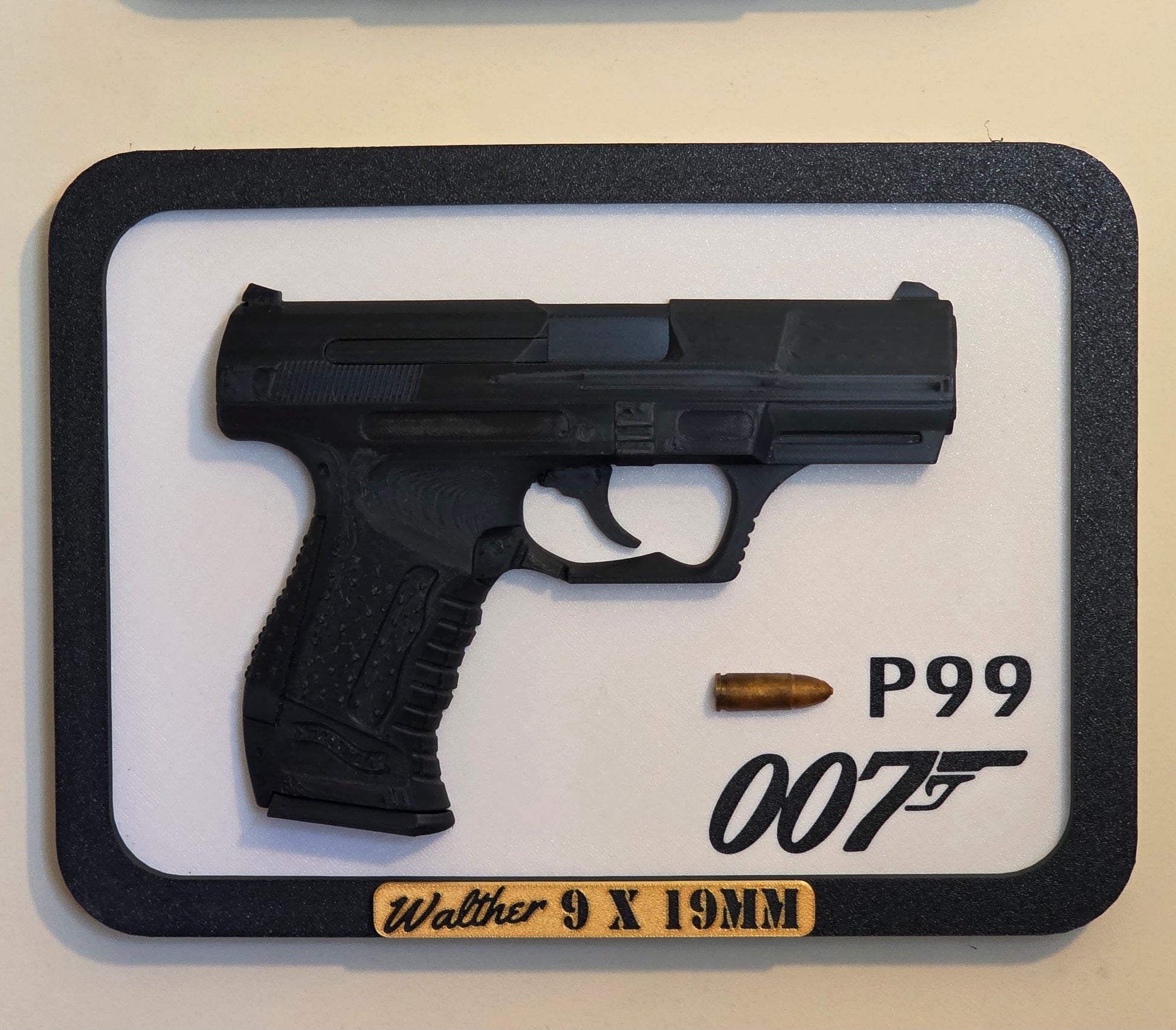 Walther P99 Bullet Scale Size Brass Printed Bond Wall Art Desk Mount Detailed Decor 007 Collectable Film Movies James Tomorrow Never Dies Brosnan